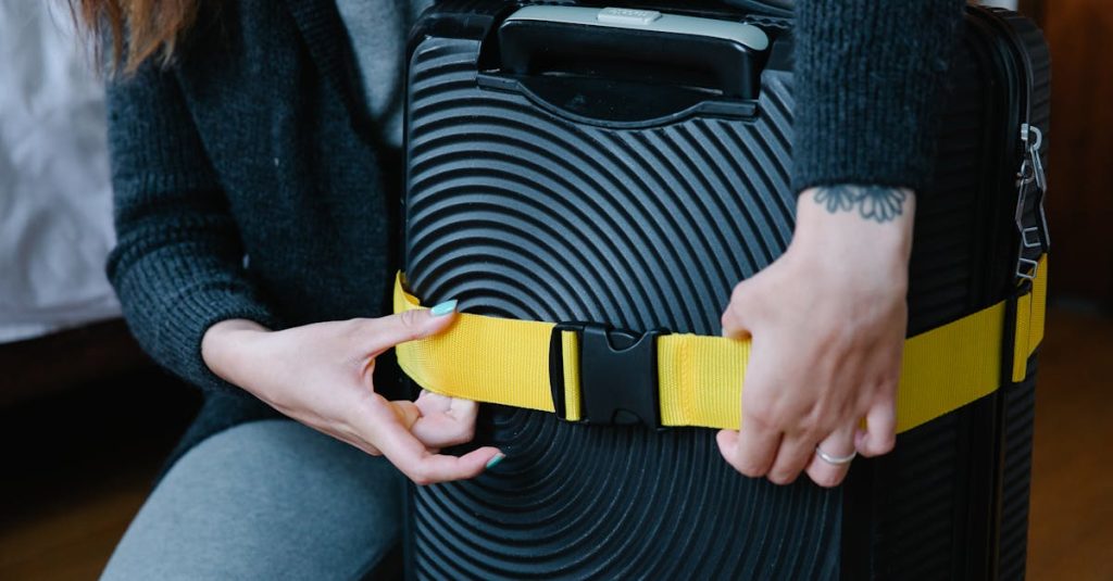 découvrez une sélection d'accessoires de voyage pratiques et indispensables pour un voyage confortable et organisé. trouvez tout ce dont vous avez besoin pour vos aventures.