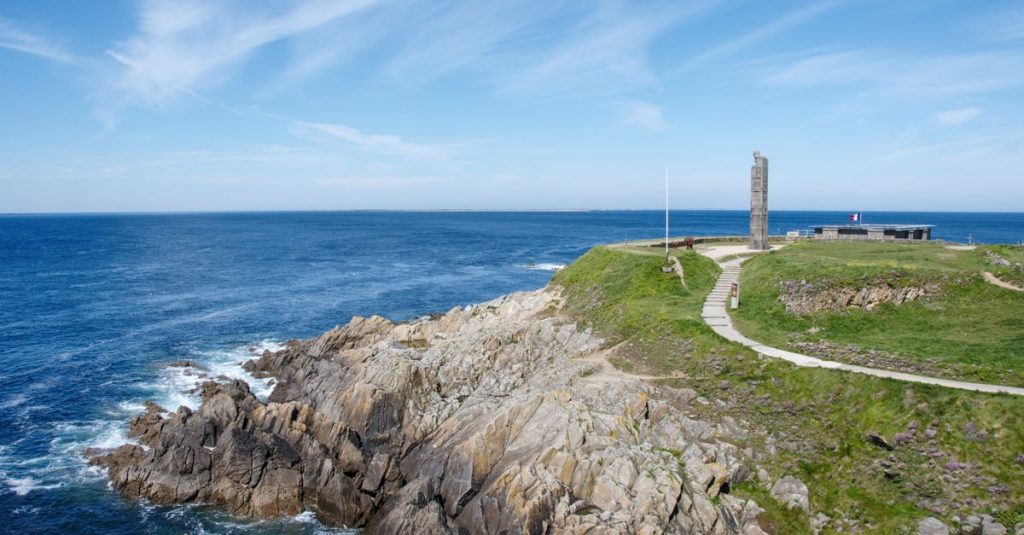 découvrez les meilleurs endroits à visiter dans le nord du finistère, entre paysages côtiers, villages pittoresques et richesses culturelles uniques.