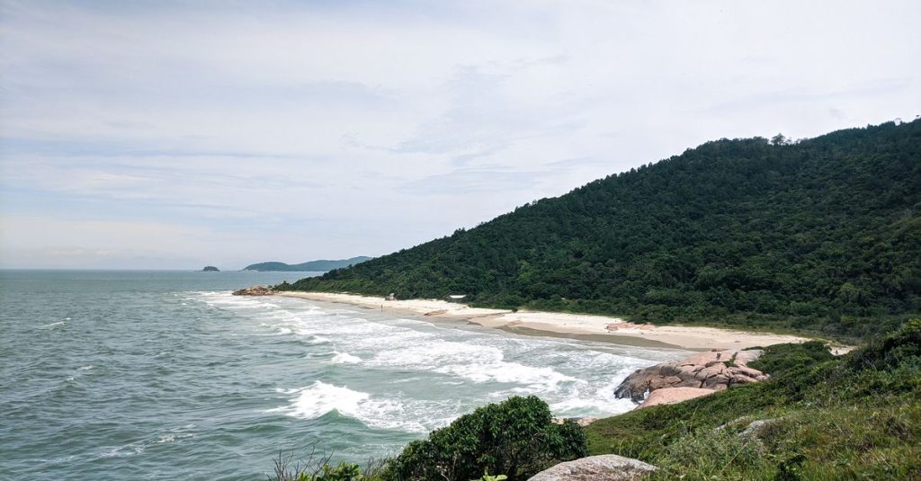 Découvrir la costa verde au brésil entre nature et culture 10 découvrez costa verde au brésil, une magnifique région côtière réputée pour ses plages paradisiaques, sa nature luxuriante et son ambiance authentique.