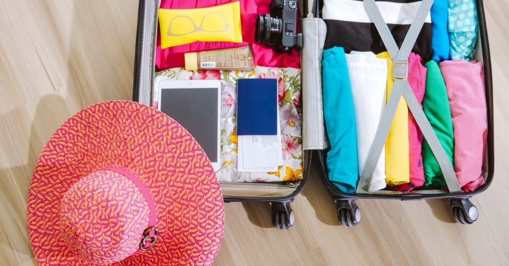 organisateur de documents de voyage pratique et sécurisé pour garder tous vos papiers essentiels bien rangés lors de vos déplacements.